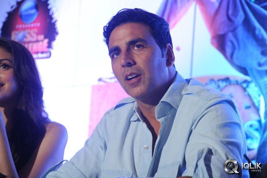 Akshay-Kumar-Boss-Movie-Promotion